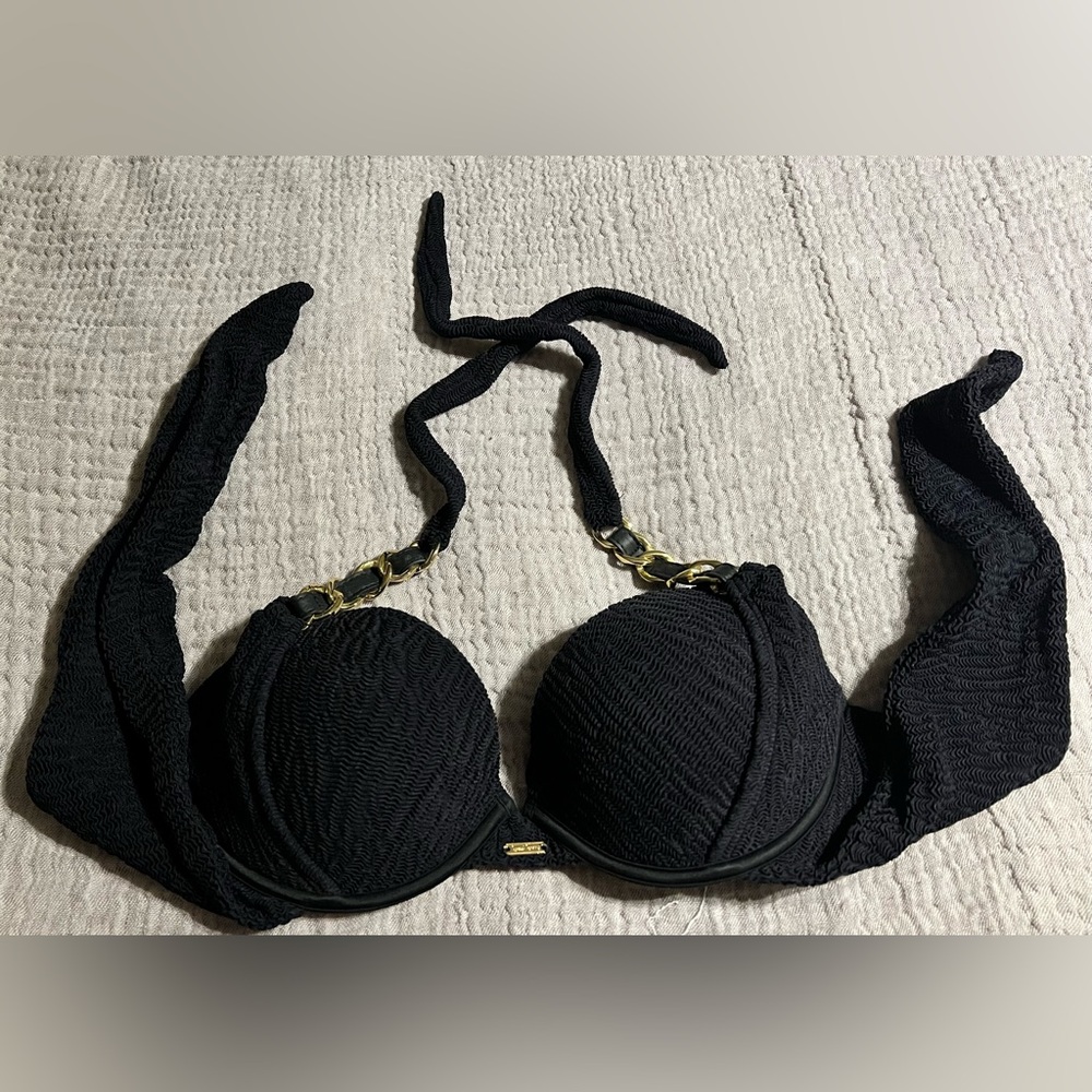 Beach Bunny Push up Top